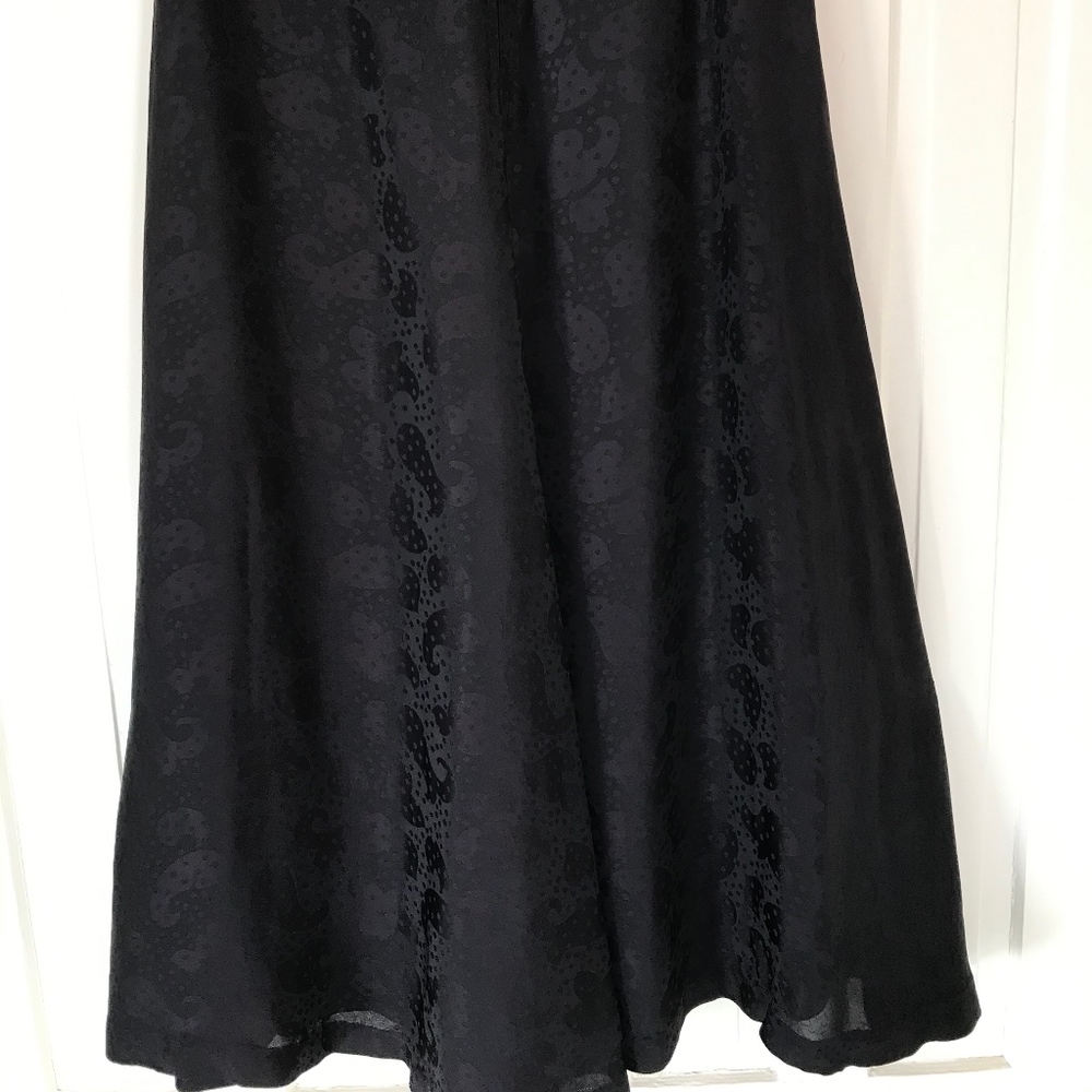 Abstract Pattern Swing Skirt - image 3